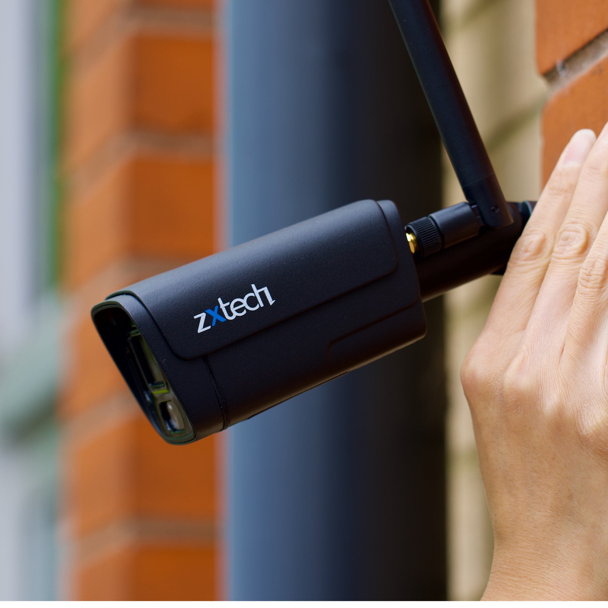 Zxtech 5MP/8MP/4K Wireless CCTV System - 3x WiFi Security Cameras Outdoor 2-Way-Audio Night Vision 9CH Sony Starvis | WF3D9Y