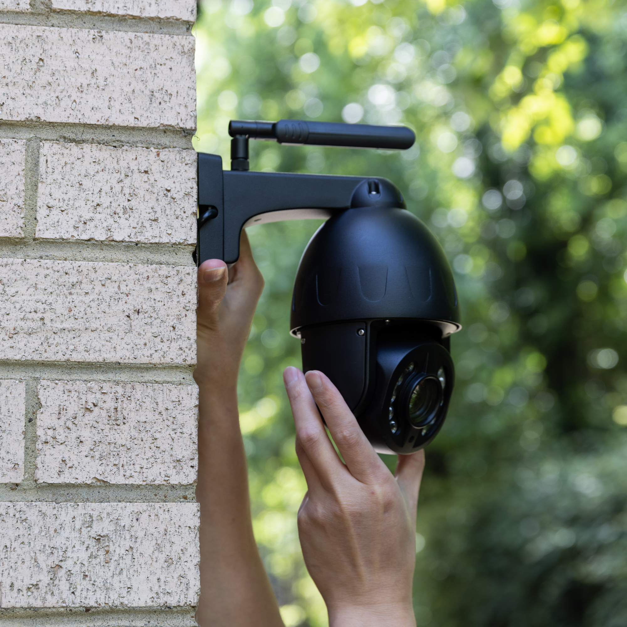 Zxtech 5MP/4K Wireless PTZ CCTV System - 7 x WiFi Security Camera 5X/10X/20X Auto Zoom Colour Night Vision Outdoor 2-Way-Audio 9CH Sony Starvis